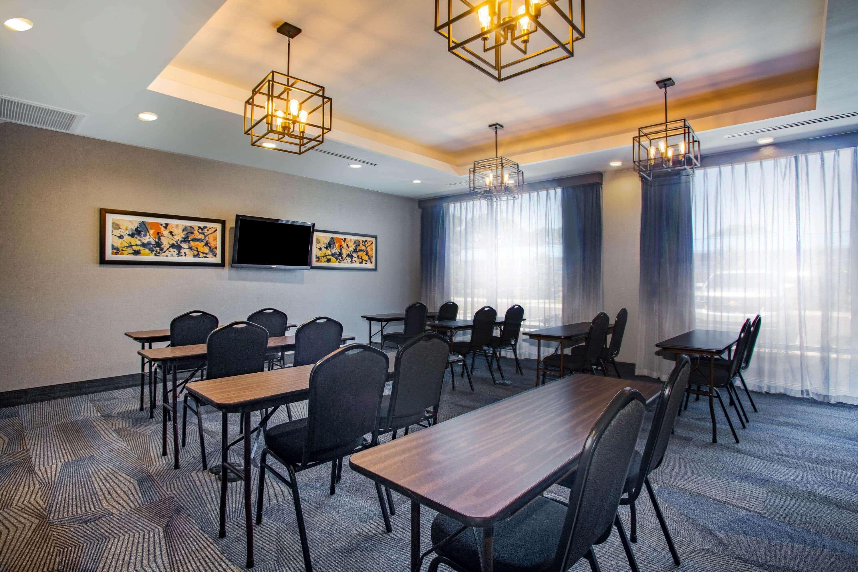 La Quinta Inn & Suites By Wyndham Oxford Exterior foto